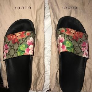 Gucci GG Bloom Slides